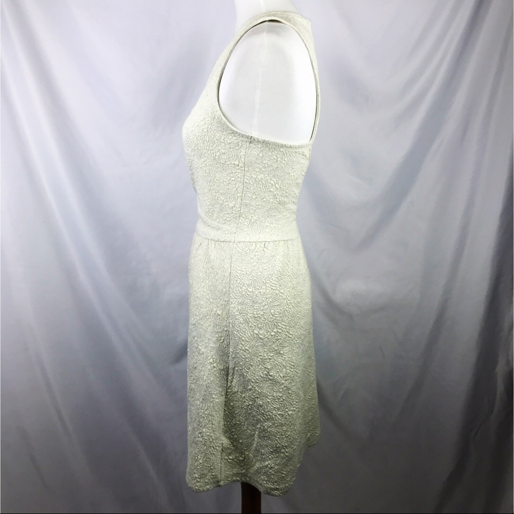 Ivory Sleeveless Floral Embroidered Dress, Cutout - Picture 7 of 8